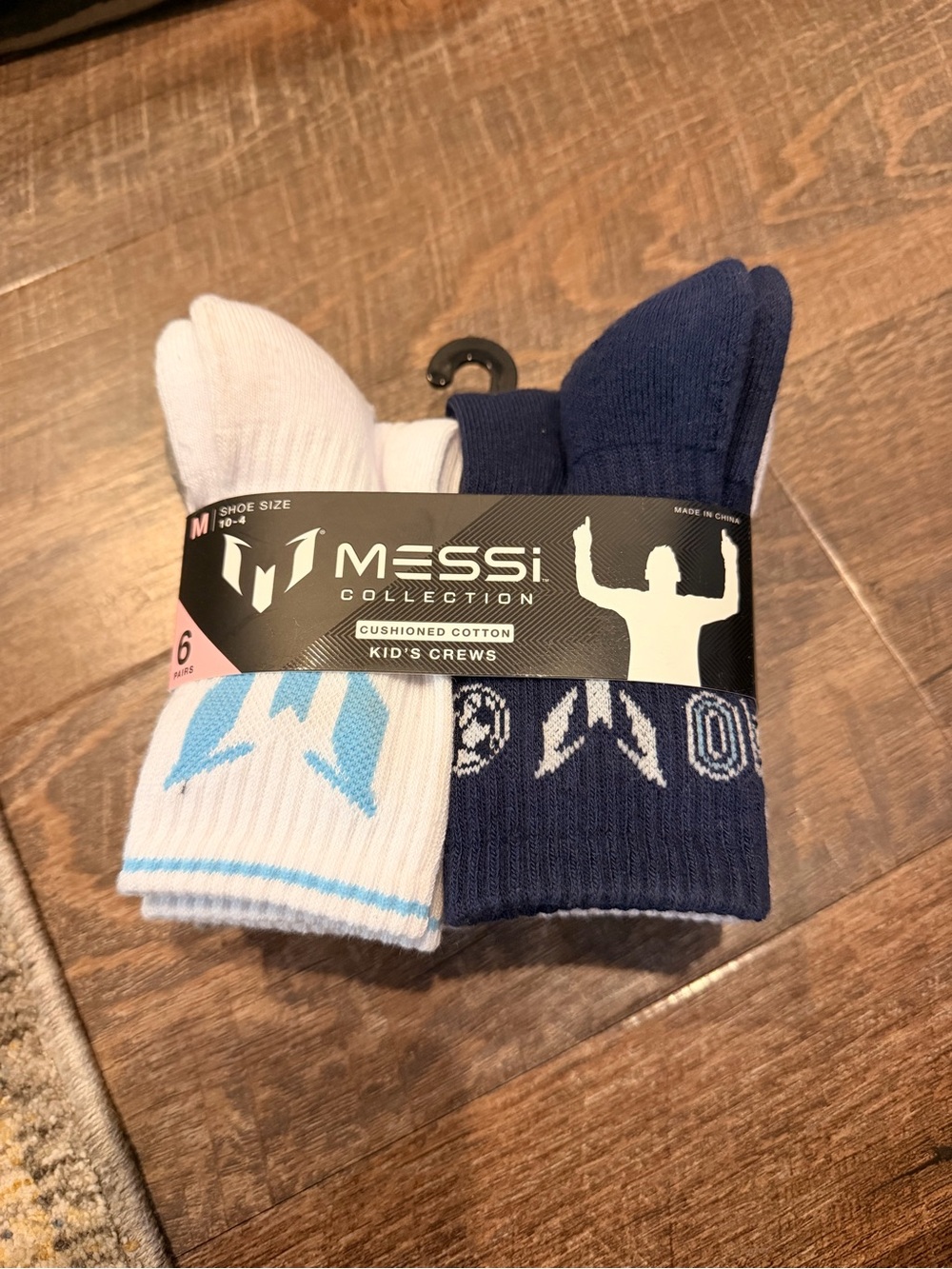 NWT Messi Collection Kids Crew Socks 6 Pack Size Medium
